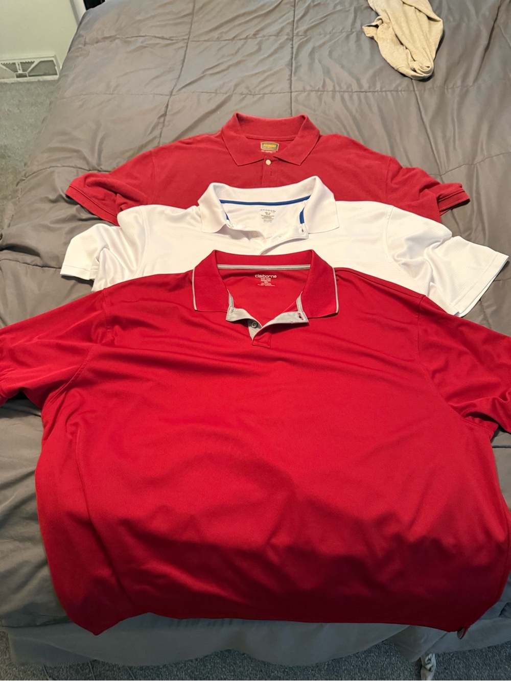 3 men’s polos